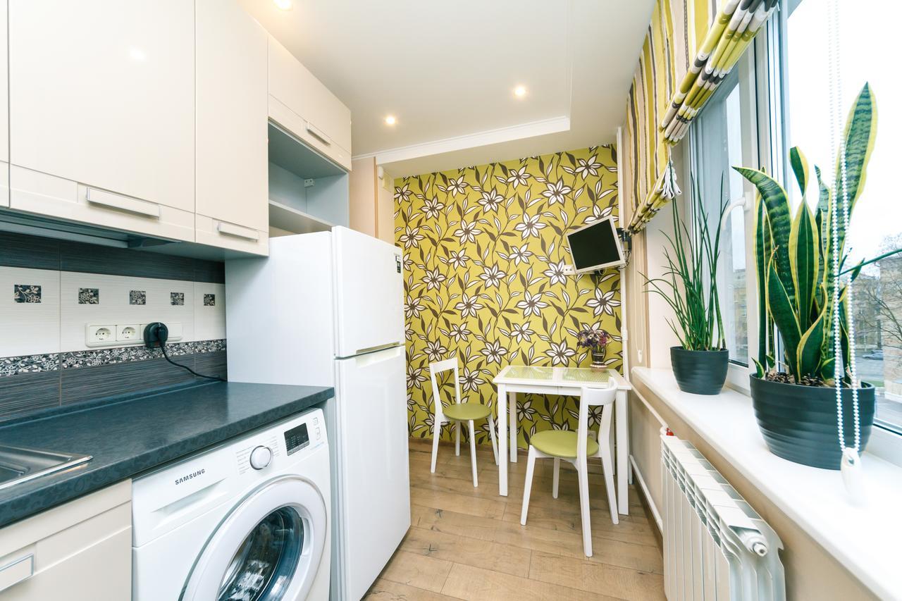 Apartment On Sevastopolska Square Kyiv Exterior photo