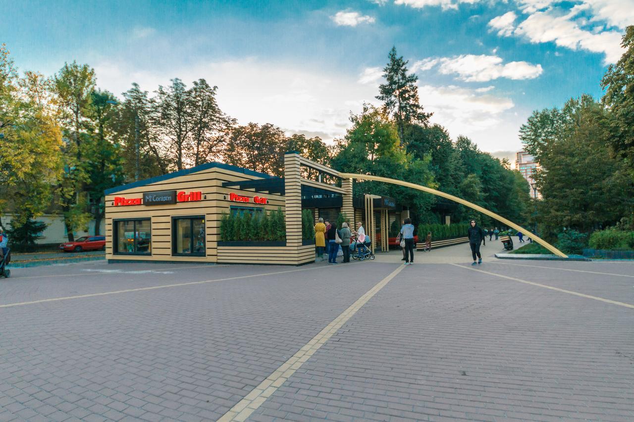 Apartment On Sevastopolska Square Kyiv Exterior photo